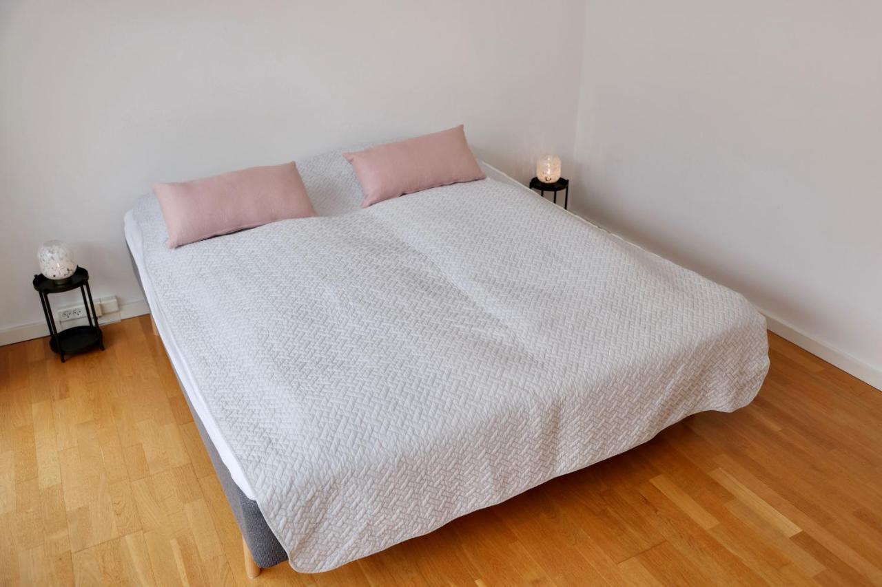 קופנהגן Scandi-Hygge 2 Bedroom Apartment In Charming Christianshavn מראה חיצוני תמונה